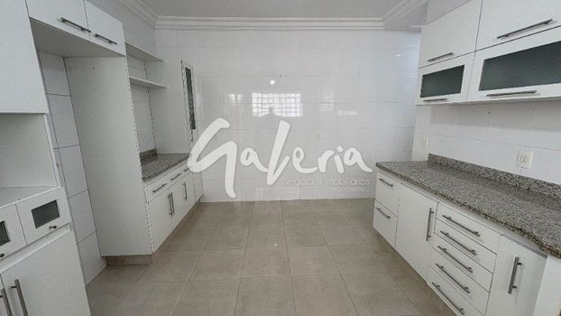 Foto 10 do(a) Casa de 3 quartos à venda em Cerâmica, São Caetano do Sul