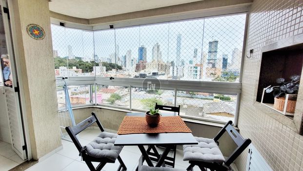 Foto 2 do(a) Apartamento de 2 quartos à venda em Nações, Balneário Camboriú