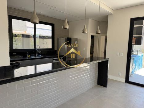 Foto 3 do(a) Casa em Condomínio de 4 quartos para alugar em Ville Sainte Hélène, Campinas