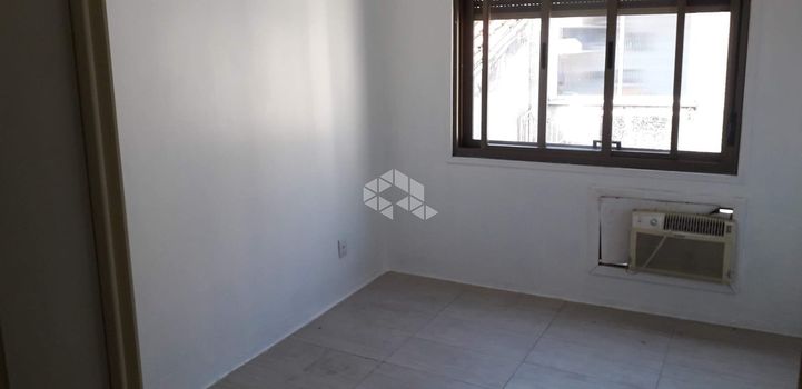 Foto 2 do(a) Apartamento de 1 quartos à venda em Partenon, Porto Alegre