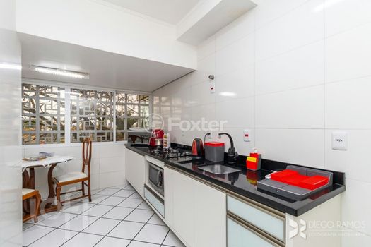 Foto 13 do(a) Apartamento de 2 quartos à venda em Vila Jardim, Porto Alegre