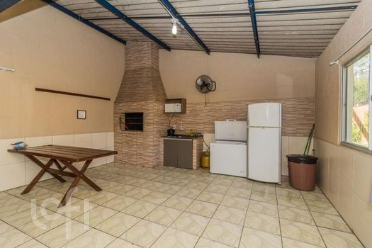 Foto 22 do(a) Apartamento de 2 quartos à venda em Vila Nova, Porto Alegre