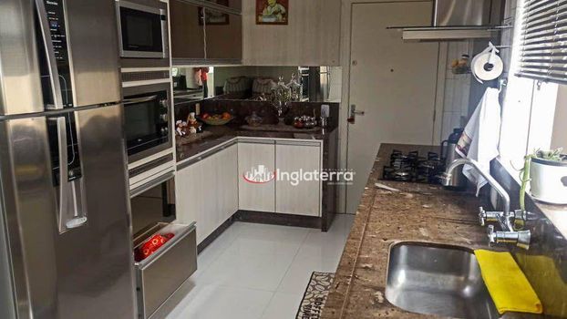 Foto 3 do(a) Apartamento de 3 quartos à venda em Igapó, Londrina