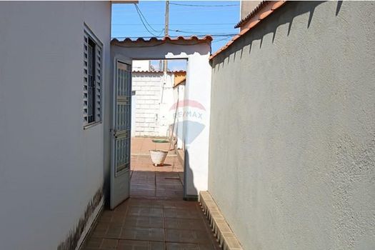 Foto 12 do(a) Casa de 2 quartos à venda em Parque Residencial Cândido Portinari, Ribeirão Preto