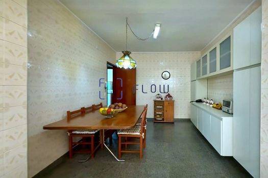 Foto 10 do(a) Casa de 3 quartos à venda em Jardim Oriental, São Paulo