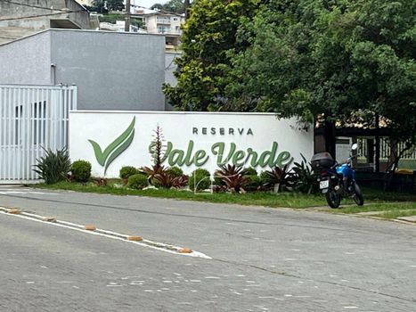 Foto 3 do(a) Casa em Condomínio false à venda em Residencial dos Lagos, Cotia