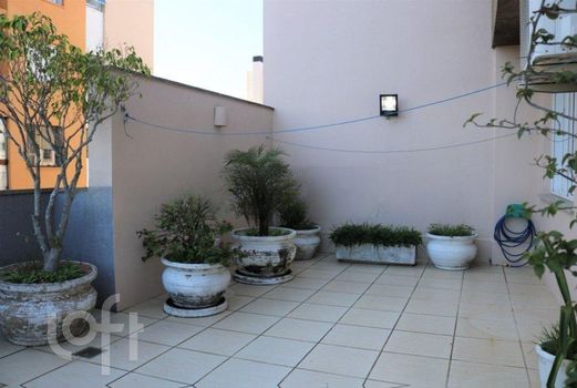 Foto 37 do(a) Apartamento de 2 quartos à venda em Jardim Botânico, Porto Alegre