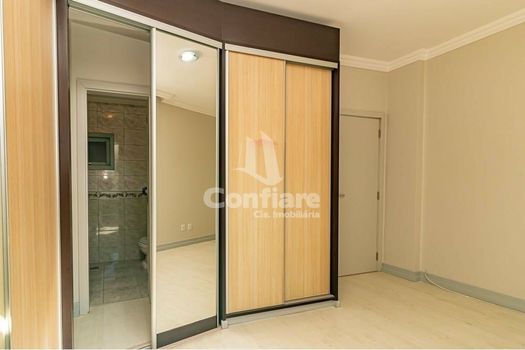 Foto 11 do(a) Apartamento de 3 quartos à venda em Jardim Lindóia, Porto Alegre