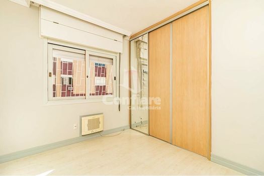 Foto 12 do(a) Apartamento de 3 quartos à venda em Jardim Lindóia, Porto Alegre