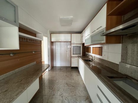 Foto 9 do(a) Apartamento de 3 quartos à venda em Itacorubi, Florianópolis