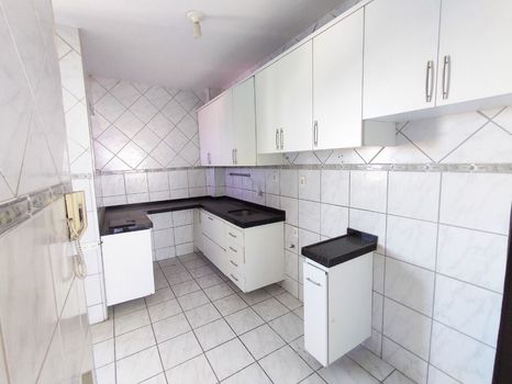 Foto 3 do(a) Apartamento de 3 quartos à venda em São Gerardo, Fortaleza