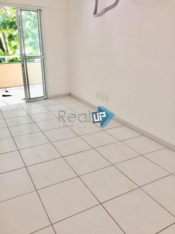 Foto 3 do(a) Sala / Conjunto Comercial de 2 quartos à venda em Grajaú, Rio de Janeiro
