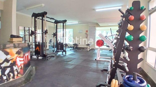 Foto 24 do(a) Apartamento de 3 quartos à venda em Brasil, Uberlândia