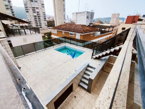 Foto 33 do(a) Cobertura de 3 quartos à venda em Parque Enseada, Guarujá