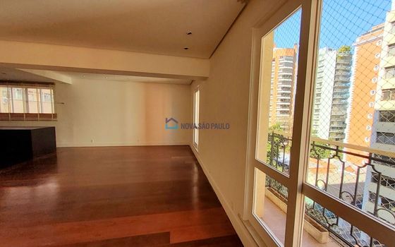 Foto 2 do(a) Apartamento de 4 quartos à venda em Cerqueira César, São Paulo