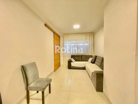 Foto 5 do(a) Casa de 3 quartos à venda em Planalto, Uberlândia