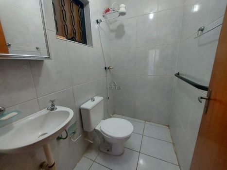 Foto 9 do(a) Casa de 3 quartos à venda em Jardim Chácara dos Pinheiros, Botucatu