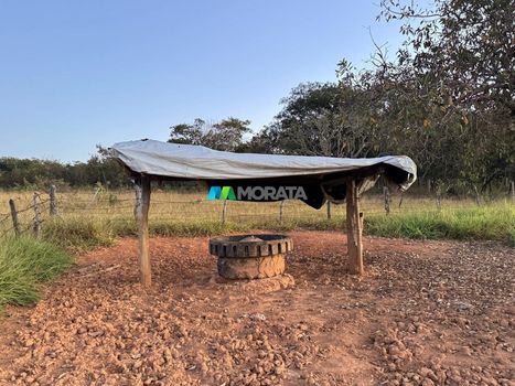 Foto 9 do(a) Fazenda / Sítio / Chácara de 1 quartos à venda em null, Pompéu