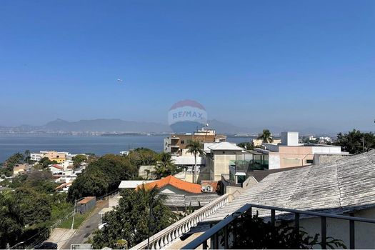 Foto 20 do(a) Apartamento de 7 quartos à venda em Jardim Guanabara, Rio de Janeiro