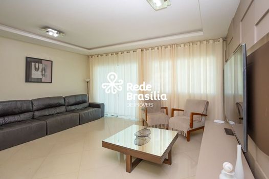 Foto 4 do(a) Casa de 6 quartos à venda em Setor Sul (Gama), Brasília