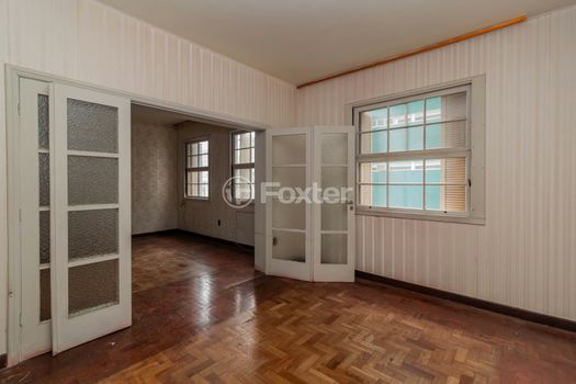 Foto 5 do(a) Apartamento de 3 quartos à venda em Centro Histórico, Porto Alegre