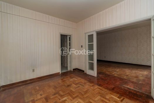 Foto 6 do(a) Apartamento de 3 quartos à venda em Centro Histórico, Porto Alegre