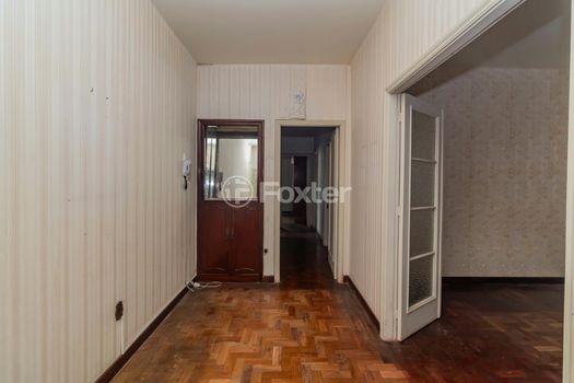 Foto 8 do(a) Apartamento de 3 quartos à venda em Centro Histórico, Porto Alegre