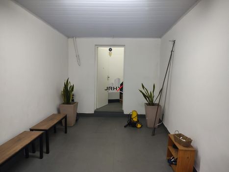 Foto 2 do(a) Loja false à venda em Água Branca, São Paulo