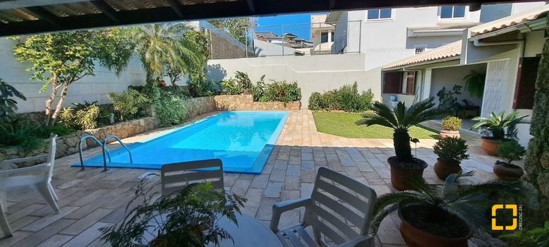 Foto 4 do(a) Casa de 3 quartos à venda em Itaguaçu, Florianópolis