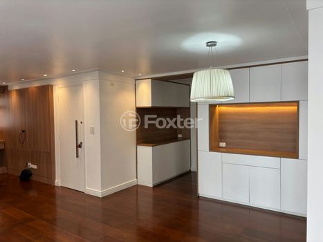 Foto 5 do(a) Apartamento de 4 quartos à venda em Aclimação, São Paulo