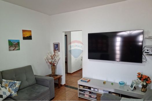 Foto 5 do(a) Casa de 4 quartos à venda em Jardim Canadá, Nova Lima