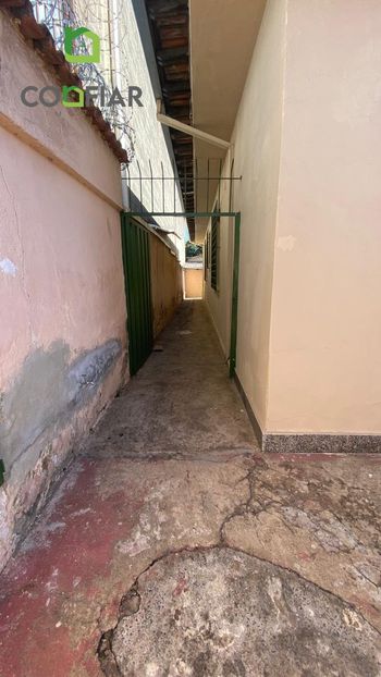 Foto 20 do(a) Casa de 4 quartos para alugar em Conjunto Califórnia, Belo Horizonte