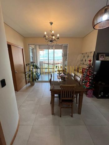 Foto 2 do(a) Apartamento de 3 quartos à venda em Jardim do Carmo, Araraquara